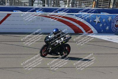 media/Aug-26-2022-Fastrack Riders (Fri) [[055e3b3c9d]]/level 2/Session 1 Start Finish/